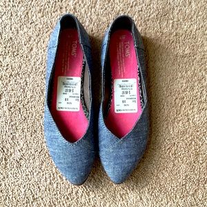 Toms shoes